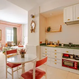 Serva La Bari Apartamento Sevilla